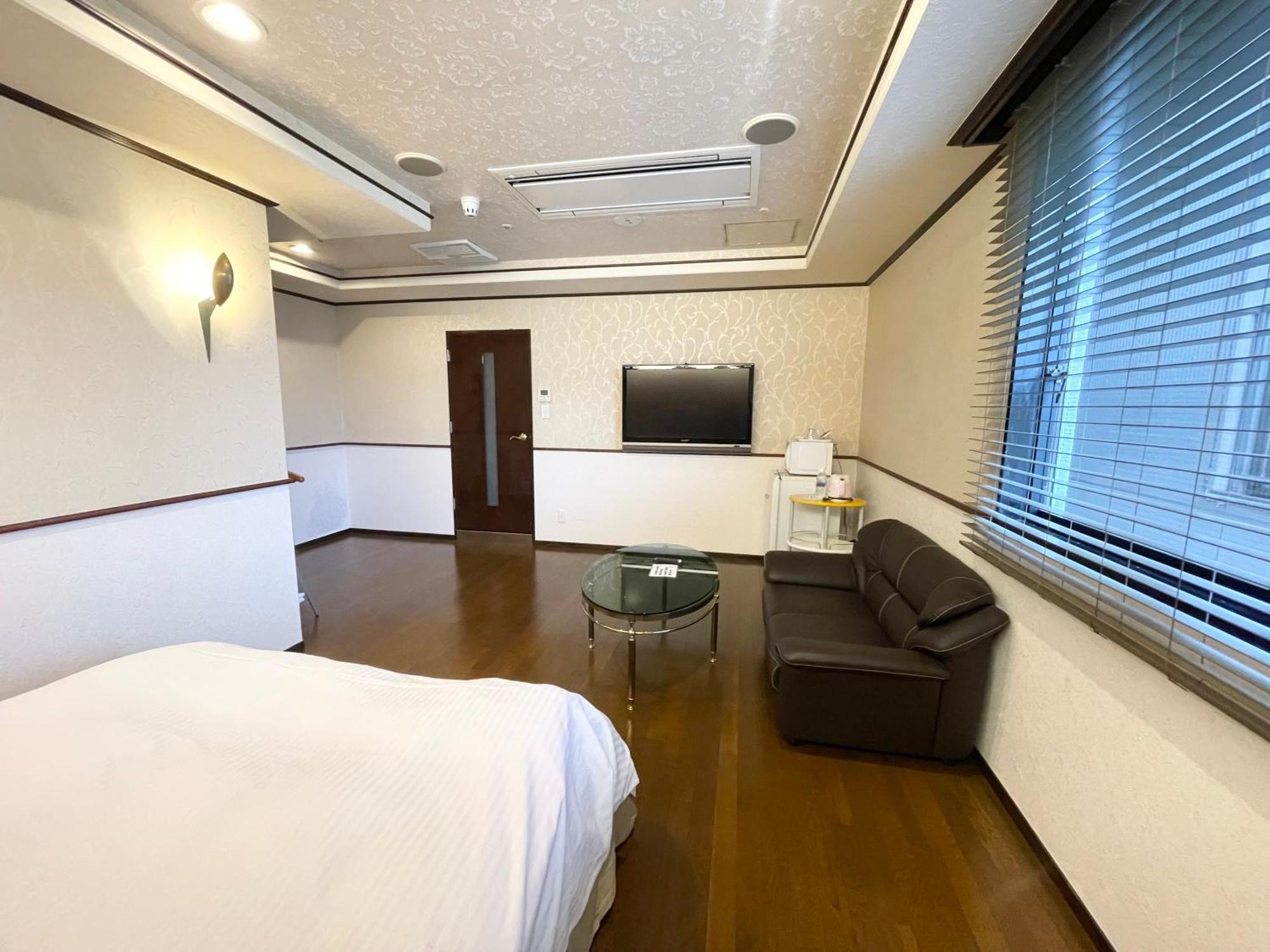 Hotel Ritz Koshien Nishinomiya Exterior photo